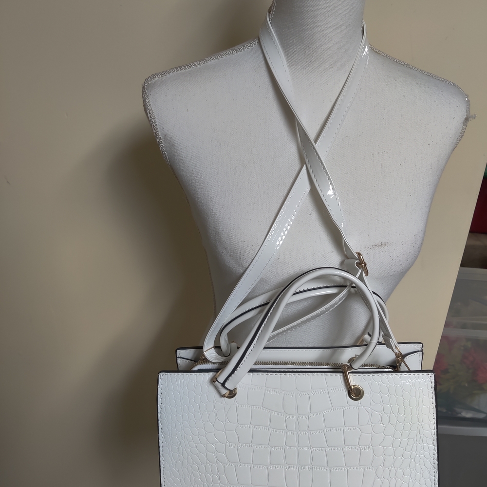 Danbooty White Croc-Embossed Women's Bag Pu Leather Shoulder Bag, White - Picture 8 of 15